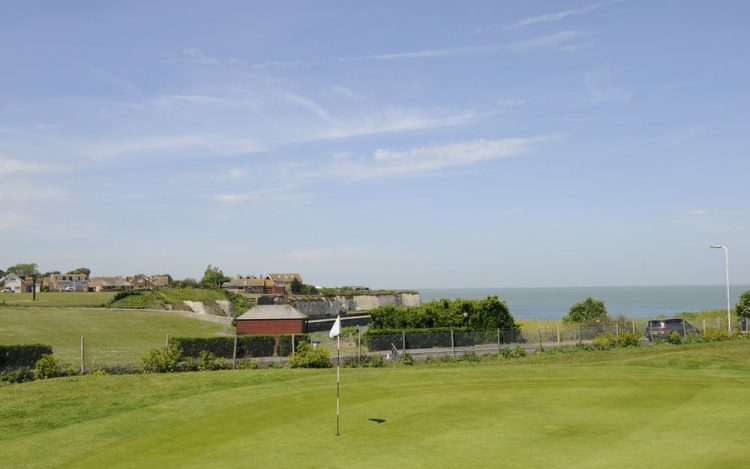 WBGC - 9TH HOLE - THE GREEN WITH SEA IN BACKGROUND 3